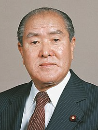 麻生太郎　家系図　すごい　鈴木善幸