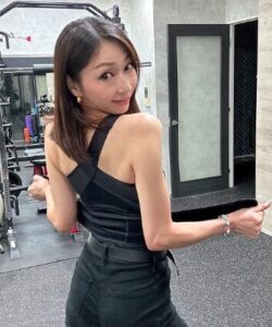 藤森慎吾　嫁　元タレント　誰　稲田亜矢子