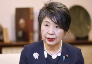 上川陽子　旦那　職業　現在　年収