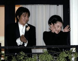 奥菜恵　旦那　1人目　藤田晋　馴れ初め　離婚理由