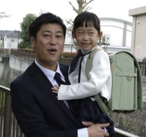 パンサー尾形　娘　尾形さくら　発達　障害　ダウン症　喘息