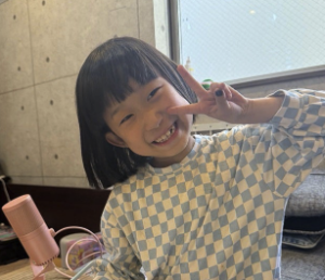 パンサー尾形　娘　さくら　小学校　どこ