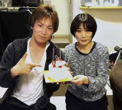 狩野英孝　母親　年齢　狩野千代子　