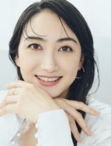 香椎由宇　母親　年齢　職業