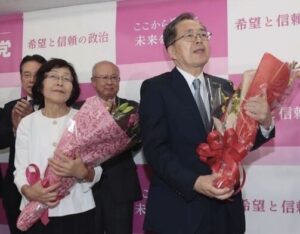 斉藤鉄夫　妻　嫁　馴れ初め　年齢　職業